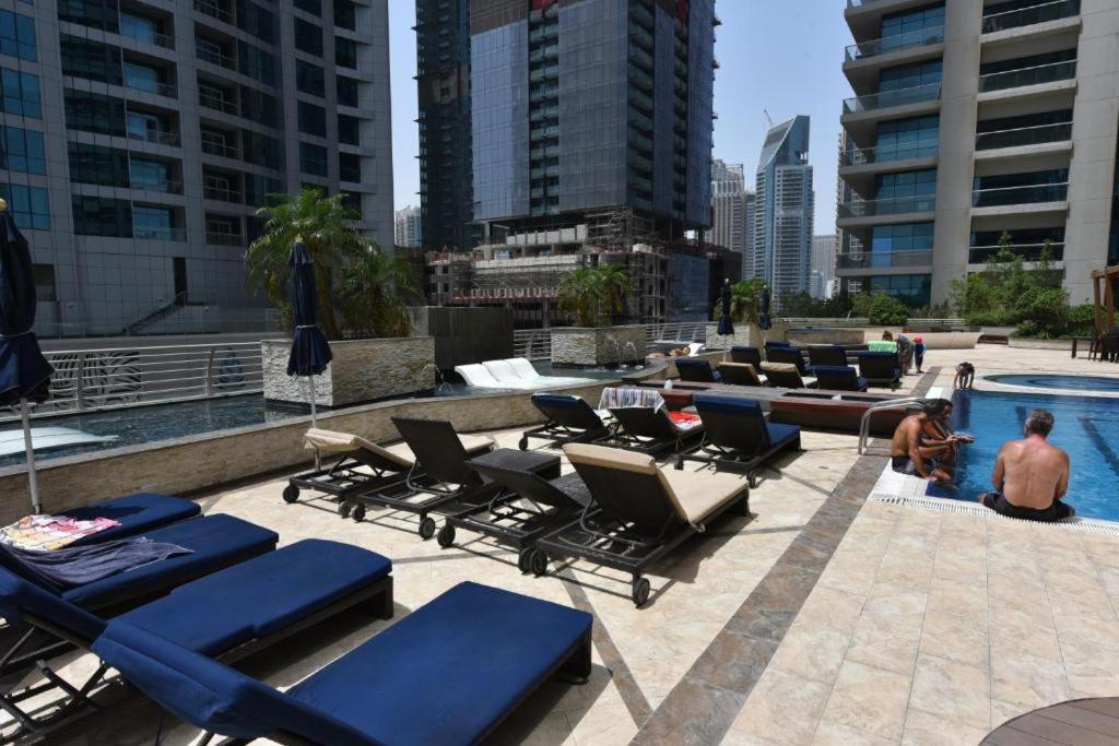 Skynest Holiday Homes Princess Tower 68Th Floor 1 Bedroom Apartment Dubai Exterior foto